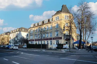 Das Gebäude in dem sich die Ferienwohnung befindet