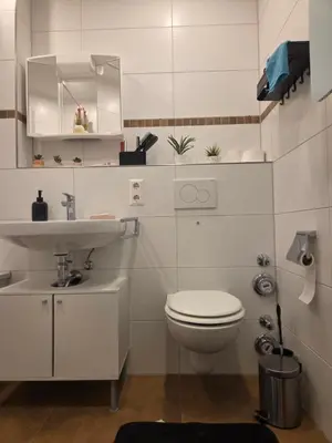 Ein Badezimmer in der Unterkunft Comfortable Private Room on Elbe River