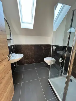 Ein Badezimmer in der Unterkunft Ferienwohnung Zum Schlosspark Lauchhammer