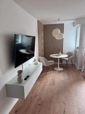 TV/Unterhaltungsangebot in der Unterkunft Modernes City-Studio mit Balkon & Top Ausstattung