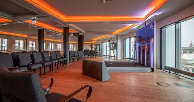 Ein Sitzbereich in der Unterkunft Staycity Aparthotels Dresden City Centre