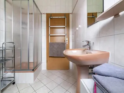Ein Badezimmer in der Unterkunft idyllische Ferienwohnung in Lichtenhain
