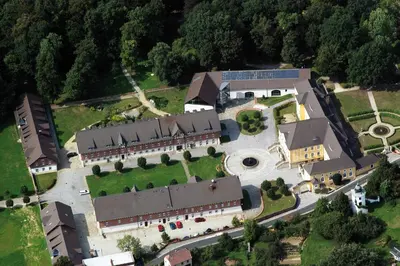 Das Gebäude in dem sich das Hotel befindet