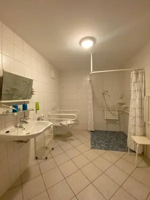 Ein Badezimmer in der Unterkunft Bildungsgut Schmochtitz