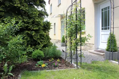 Ein Garten an der Unterkunft Weber Apartments