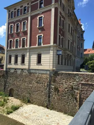 Das Gebäude in dem sich die Ferienwohnung befindet