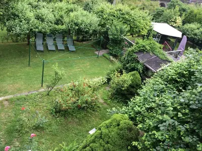 Ein Garten an der Unterkunft Pension Hönel-Hof Bad Schandau