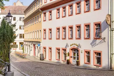 Das Gebäude in dem sich das Hotel befindet