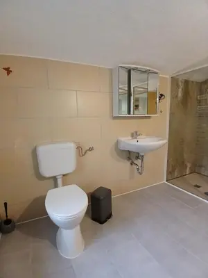 Ein Badezimmer in der Unterkunft Haus Angermann