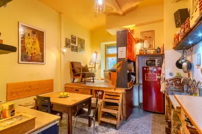 Küche/Küchenzeile in der Unterkunft Hostel Lollis Homestay Dresden