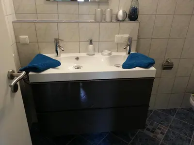 Ein Badezimmer in der Unterkunft Ferienwohnung Schusi Freital