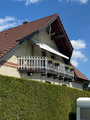 Das Gebäude in dem sich die Ferienwohnung befindet
