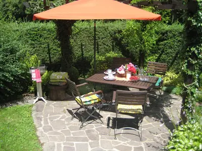 Ein Garten an der Unterkunft Ferienwohnung am Wäldchen