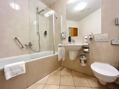 Ein Badezimmer in der Unterkunft Aparthotel Altes Dresden
