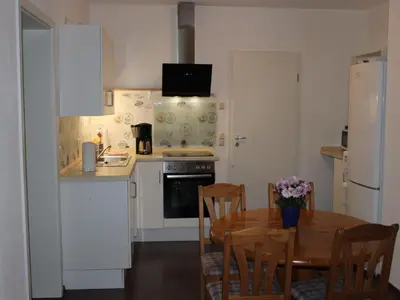 Küche/Küchenzeile in der Unterkunft chicke Ferienwohnung in Struppen