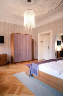 Ein Bett oder Betten in einem Zimmer der Unterkunft Hotel Schloss Rabenstein
