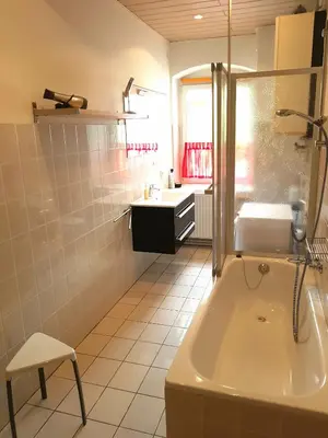 Ein Badezimmer in der Unterkunft Ferienwohnung 1 Christiansdorf Freiberg
