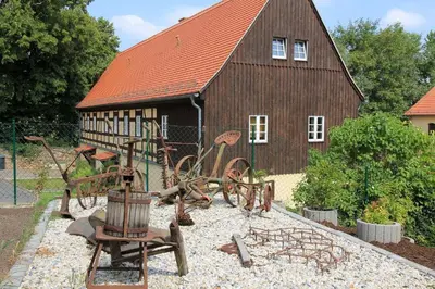 Ein Garten an der Unterkunft FEWO im sanierten Fachwerkhaus