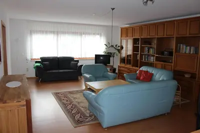Ein Sitzbereich in der Unterkunft Ferienwohnung Illgen
