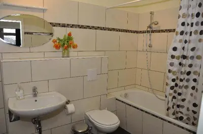 Ein Badezimmer in der Unterkunft Dresden Altstadt/Neustadt 3 Raum Fewo L11