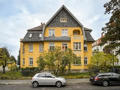 Das Gebäude in dem sich die Ferienwohnung befindet