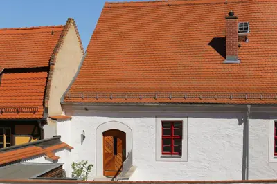 Das Gebäude in dem sich die Ferienwohnung befindet