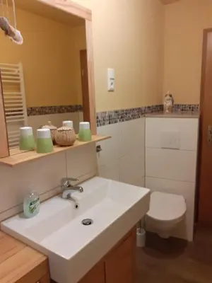 Ein Badezimmer in der Unterkunft Ferienwohnung Henker
