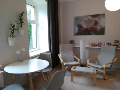 Ein Sitzbereich in der Unterkunft Mirabelle - Wohnen in der Dresdner Neustadt
