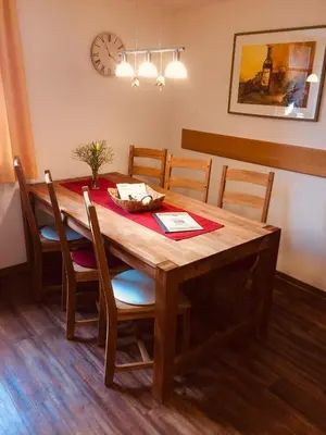 Ein Sitzbereich in der Unterkunft Haus am Gründel