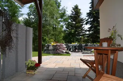 Ein Garten an der Unterkunft Haus am Gründel