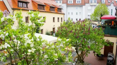 Das Gebäude in dem sich die Pension befindet