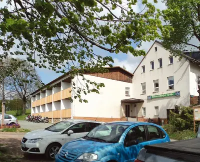 Das Gebäude in dem sich das Hotel befindet