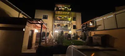 Das Gebäude in dem sich die Ferienwohnung befindet