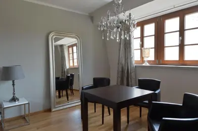 Ein Sitzbereich in der Unterkunft Dresden City Exklusiv