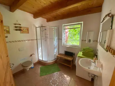Ein Badezimmer in der Unterkunft Ferienhaus 