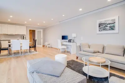 Ein Sitzbereich in der Unterkunft Schöne Wohnung am Dresdner Zwinger