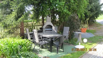 Ein Garten an der Unterkunft Haus Läsker - Sächsische Schweiz