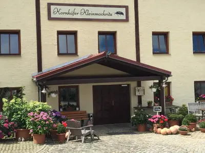 Das Gebäude in dem sich die Pension befindet