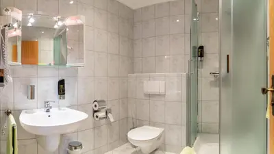Ein Badezimmer in der Unterkunft Landhotel Biberburg