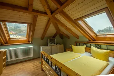 Ein Bett oder Betten in einem Zimmer der Unterkunft Ferienwohnungen Ender