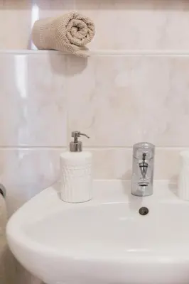 Ein Badezimmer in der Unterkunft Lichtdurchflutetes Appartement im Hechtviertel