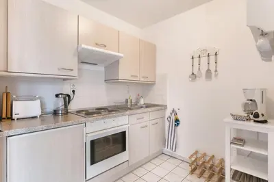 Küche/Küchenzeile in der Unterkunft Lichtdurchflutetes Appartement im Hechtviertel