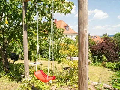Ein Garten an der Unterkunft Gastezimmer Richter
