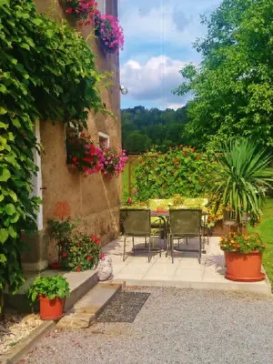 Ein Garten an der Unterkunft Ferienwohnung Herpich