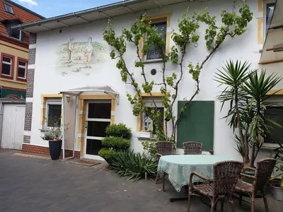 Das Gebäude in dem sich die Ferienwohnung befindet