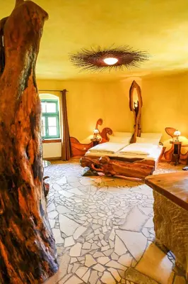 Ein Bett oder Betten in einem Zimmer der Unterkunft Backstage Hotel
