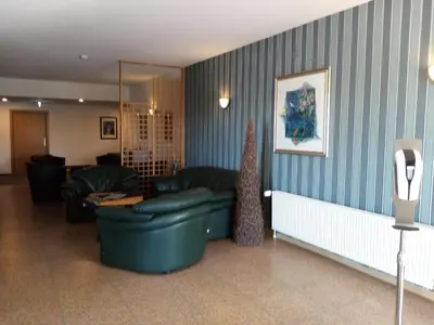 Ein Sitzbereich in der Unterkunft Hotel zum Jahnatal