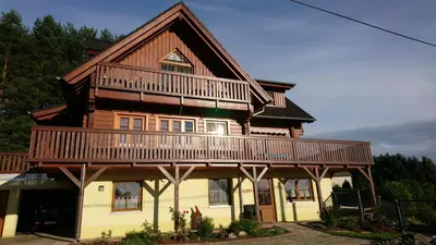 Das Gebäude in dem sich die Ferienwohnung befindet