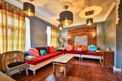 Ein Sitzbereich in der Unterkunft Bio-Hotel Villa Waldfrieden