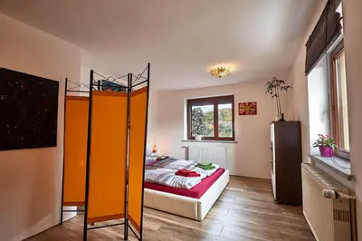 Ein Bett oder Betten in einem Zimmer der Unterkunft Ferienwohnung Schulze